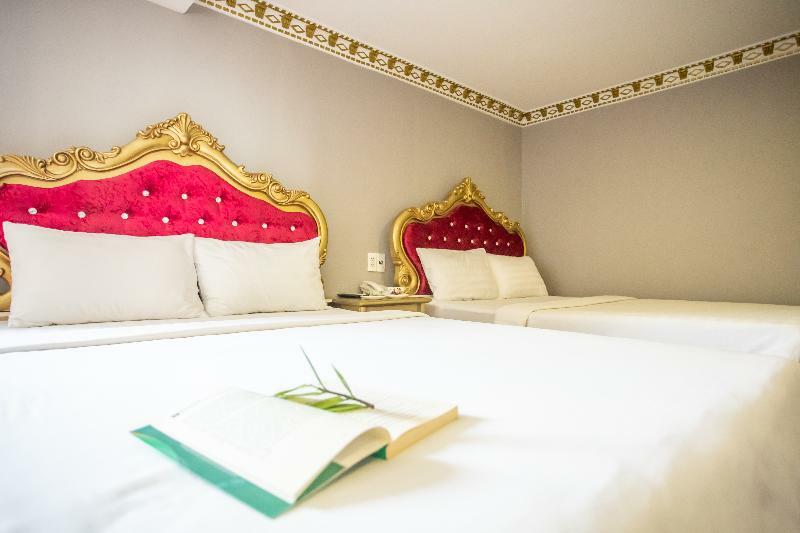 Bui Vien Walking Street Hotel Ho Chi Minh City Exterior photo